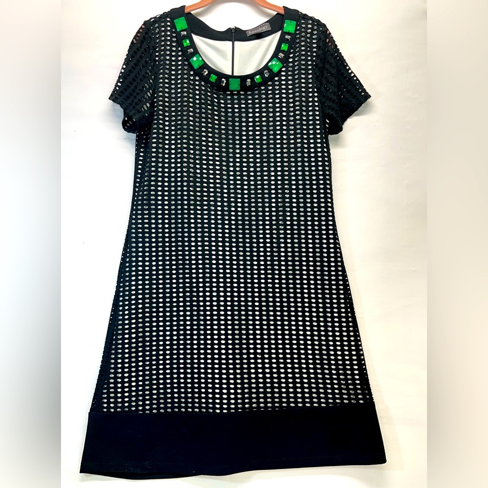 Luxology Laser Cut Out Sheath Dress  W/Jeweled Round‎ Neckline M Black/White